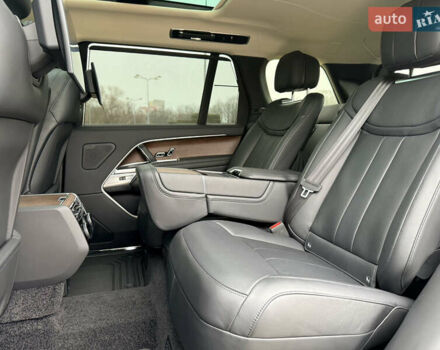 Черный Ленд Ровер Рендж Ровер, объемом двигателя 4.39 л и пробегом 49 тыс. км за 187000 $, фото 22 на Automoto.ua