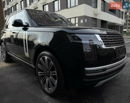 Ленд Ровер Рендж Ровер 2023 в Киеве на Automoto.ua Черный Ленд Ровер Рендж Ровер, объемом двигателя 4.39 л и пробегом 19 тыс. км за 221000 $, фото 34 на Automoto.ua