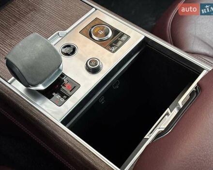 Чорний Ленд Ровер Рендж Ровер, об'ємом двигуна 4.39 л та пробігом 57 тис. км за 176000 $, фото 23 на Automoto.ua