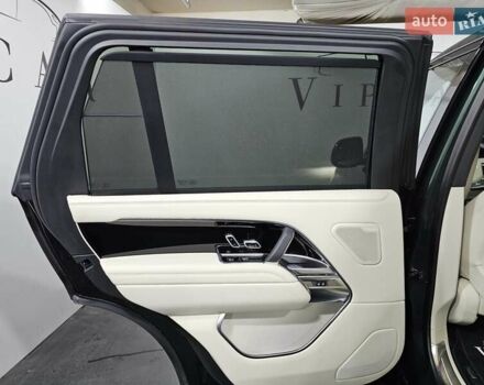 Чорний Ленд Ровер Рендж Ровер, об'ємом двигуна 4.39 л та пробігом 39 тис. км за 159999 $, фото 15 на Automoto.ua