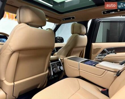 Ленд Ровер Рендж Ровер 2023 в Киеве на Automoto.ua Черный Ленд Ровер Рендж Ровер, объемом двигателя 3 л и пробегом 29 тыс. км за 187800 $, фото 45 на Automoto.ua