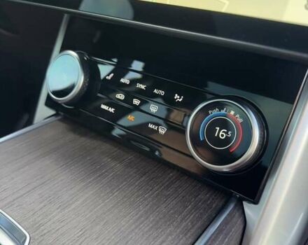 Чорний Ленд Ровер Рендж Ровер, об'ємом двигуна 3 л та пробігом 37 тис. км за 147000 $, фото 39 на Automoto.ua