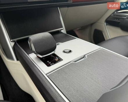 Чорний Ленд Ровер Рендж Ровер, об'ємом двигуна 4.39 л та пробігом 26 тис. км за 208000 $, фото 23 на Automoto.ua