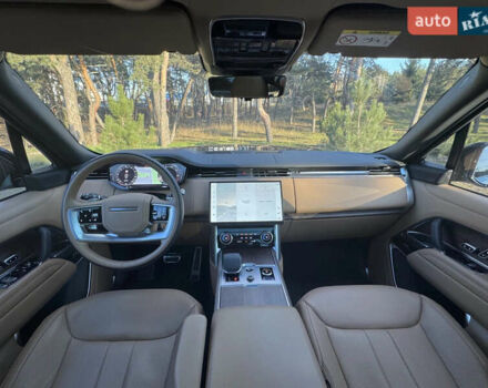 Чорний Ленд Ровер Рендж Ровер, об'ємом двигуна 4.39 л та пробігом 74 тис. км за 182000 $, фото 7 на Automoto.ua