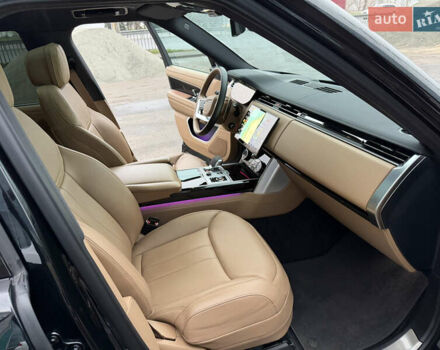 Чорний Ленд Ровер Рендж Ровер, об'ємом двигуна 3 л та пробігом 24 тис. км за 175000 $, фото 17 на Automoto.ua