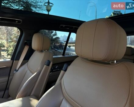 Чорний Ленд Ровер Рендж Ровер, об'ємом двигуна 4.39 л та пробігом 23 тис. км за 185500 $, фото 10 на Automoto.ua