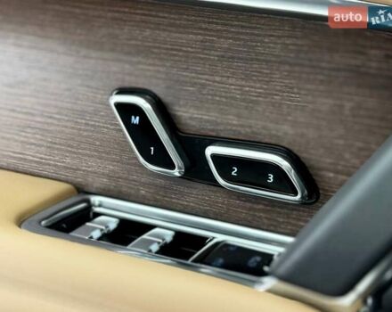 Ленд Ровер Рендж Ровер 2023 в Киеве на Automoto.ua Черный Ленд Ровер Рендж Ровер, объемом двигателя 3 л и пробегом 29 тыс. км за 187800 $, фото 19 на Automoto.ua