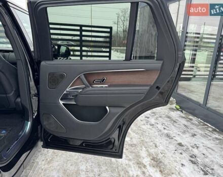 Черный Ленд Ровер Рендж Ровер, объемом двигателя 3 л и пробегом 24 тыс. км за 197000 $, фото 36 на Automoto.ua