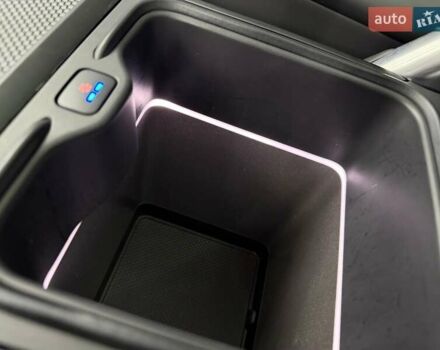 Черный Ленд Ровер Рендж Ровер, объемом двигателя 4.39 л и пробегом 46 тыс. км за 174000 $, фото 51 на Automoto.ua