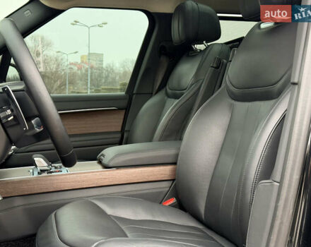 Черный Ленд Ровер Рендж Ровер, объемом двигателя 4.39 л и пробегом 49 тыс. км за 187000 $, фото 28 на Automoto.ua