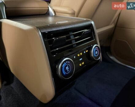 Черный Ленд Ровер Рендж Ровер, объемом двигателя 4.39 л и пробегом 70 тыс. км за 169000 $, фото 50 на Automoto.ua