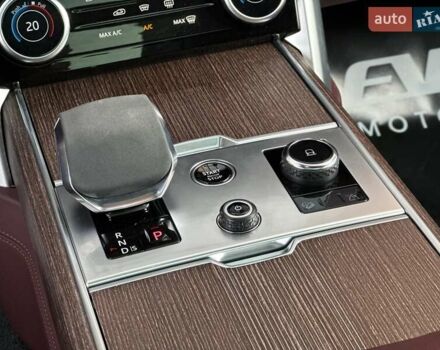 Чорний Ленд Ровер Рендж Ровер, об'ємом двигуна 4.39 л та пробігом 57 тис. км за 176000 $, фото 24 на Automoto.ua