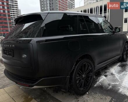 Чорний Ленд Ровер Рендж Ровер, об'ємом двигуна 4.39 л та пробігом 22 тис. км за 184444 $, фото 2 на Automoto.ua