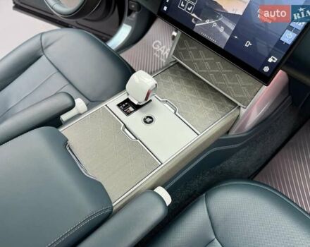 Чорний Ленд Ровер Рендж Ровер, об'ємом двигуна 4.4 л та пробігом 34 тис. км за 268000 $, фото 63 на Automoto.ua