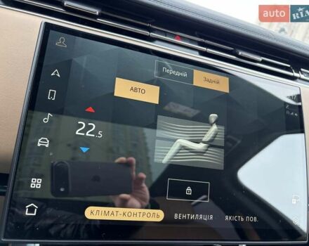 Чорний Ленд Ровер Рендж Ровер, об'ємом двигуна 3 л та пробігом 40 тис. км за 177111 $, фото 60 на Automoto.ua