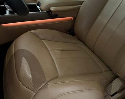 Чорний Ленд Ровер Рендж Ровер, об'ємом двигуна 4.39 л та пробігом 22 тис. км за 188333 $, фото 17 на Automoto.ua