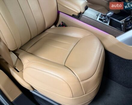 Черный Ленд Ровер Рендж Ровер, объемом двигателя 4.39 л и пробегом 70 тыс. км за 169000 $, фото 38 на Automoto.ua