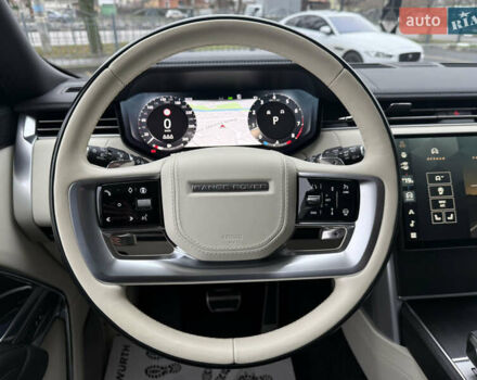 Чорний Ленд Ровер Рендж Ровер, об'ємом двигуна 4.39 л та пробігом 26 тис. км за 208000 $, фото 19 на Automoto.ua