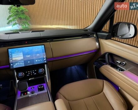 Черный Ленд Ровер Рендж Ровер, объемом двигателя 4.39 л и пробегом 70 тыс. км за 169000 $, фото 22 на Automoto.ua