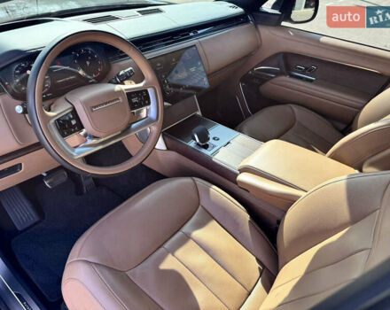 Чорний Ленд Ровер Рендж Ровер, об'ємом двигуна 4.39 л та пробігом 69 тис. км за 170000 $, фото 17 на Automoto.ua