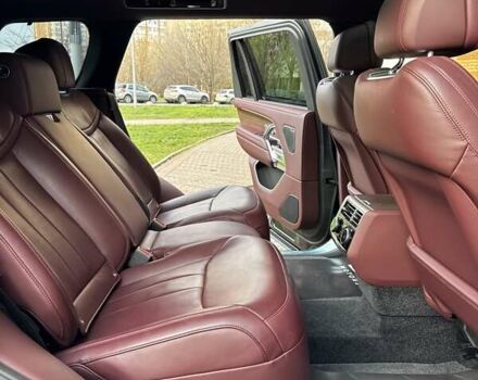 Чорний Ленд Ровер Рендж Ровер, об'ємом двигуна 4.39 л та пробігом 57 тис. км за 176000 $, фото 46 на Automoto.ua