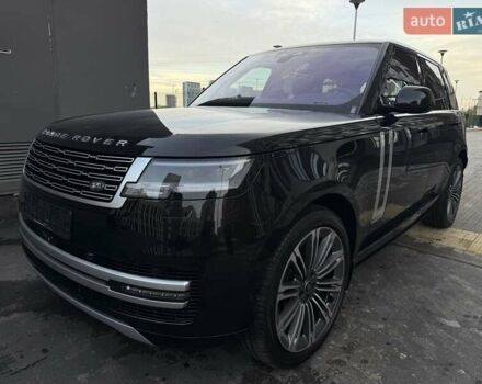 Ленд Ровер Рендж Ровер 2023 в Киеве на Automoto.ua Черный Ленд Ровер Рендж Ровер, объемом двигателя 4.39 л и пробегом 19 тыс. км за 221000 $, фото 40 на Automoto.ua