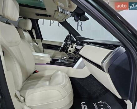 Чорний Ленд Ровер Рендж Ровер, об'ємом двигуна 4.39 л та пробігом 39 тис. км за 159999 $, фото 23 на Automoto.ua