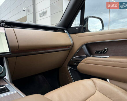 Чорний Ленд Ровер Рендж Ровер, об'ємом двигуна 3 л та пробігом 84 тис. км за 154900 $, фото 54 на Automoto.ua