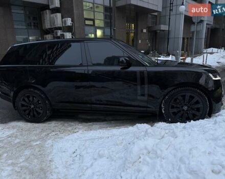 Черный Ленд Ровер Рендж Ровер, объемом двигателя 4.39 л и пробегом 20 тыс. км за 200000 $, фото 4 на Automoto.ua