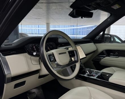 Черный Ленд Ровер Рендж Ровер, объемом двигателя 0 л и пробегом 64 тыс. км за 165000 $, фото 17 на Automoto.ua