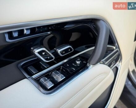 Чорний Ленд Ровер Рендж Ровер, об'ємом двигуна 3 л та пробігом 9 тис. км за 179900 $, фото 39 на Automoto.ua