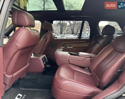 Чорний Ленд Ровер Рендж Ровер, об'ємом двигуна 4.39 л та пробігом 57 тис. км за 176000 $, фото 39 на Automoto.ua