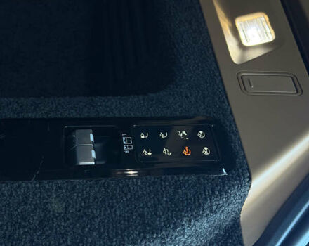 Чорний Ленд Ровер Рендж Ровер, об'ємом двигуна 3 л та пробігом 96 тис. км за 165000 $, фото 17 на Automoto.ua