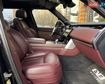 Чорний Ленд Ровер Рендж Ровер, об'ємом двигуна 4.39 л та пробігом 57 тис. км за 176000 $, фото 35 на Automoto.ua