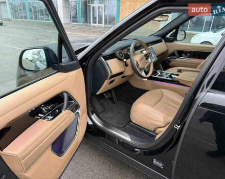 Чорний Ленд Ровер Рендж Ровер, об'ємом двигуна 3 л та пробігом 24 тис. км за 175000 $, фото 10 на Automoto.ua