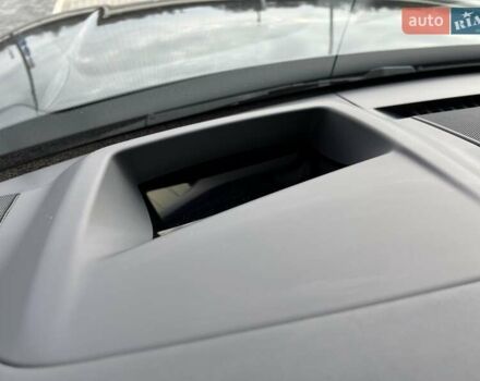 Чорний Ленд Ровер Рендж Ровер, об'ємом двигуна 3 л та пробігом 9 тис. км за 198000 $, фото 21 на Automoto.ua