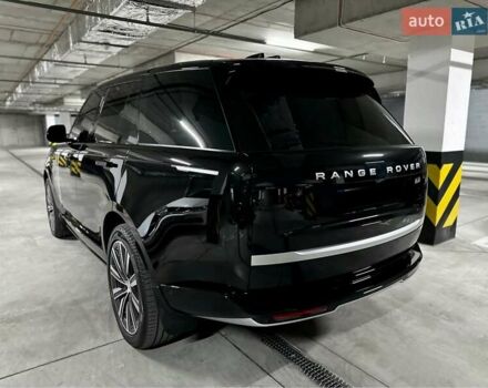 Ленд Ровер Рендж Ровер 2024 в Днепре (Днепропетровске) на Automoto.ua Черный Ленд Ровер Рендж Ровер, объемом двигателя 4.39 л и пробегом 19 тыс. км за 215000 $, фото 7 на Automoto.ua