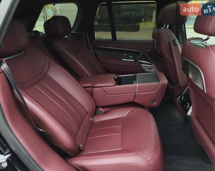 Черный Ленд Ровер Рендж Ровер, объемом двигателя 3 л и пробегом 23 тыс. км за 214540 $, фото 43 на Automoto.ua