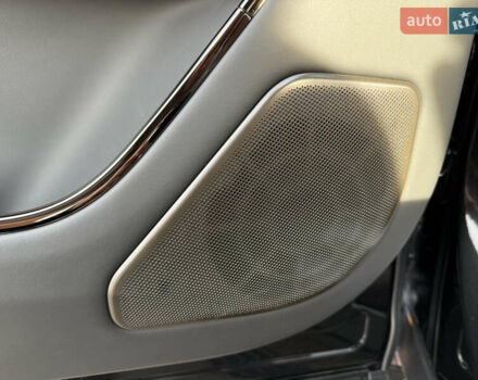 Черный Ленд Ровер Рендж Ровер, объемом двигателя 4.39 л и пробегом 27 тыс. км за 285000 $, фото 44 на Automoto.ua