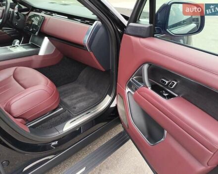 Черный Ленд Ровер Рендж Ровер, объемом двигателя 3 л и пробегом 23 тыс. км за 214540 $, фото 51 на Automoto.ua