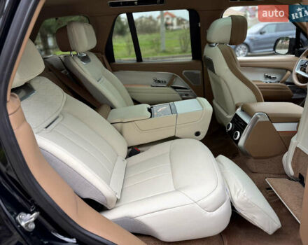 Черный Ленд Ровер Рендж Ровер, объемом двигателя 4.39 л и пробегом 13 тыс. км за 290000 $, фото 51 на Automoto.ua