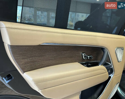 Чорний Ленд Ровер Рендж Ровер, об'ємом двигуна 3 л та пробігом 6 тис. км за 219000 $, фото 54 на Automoto.ua