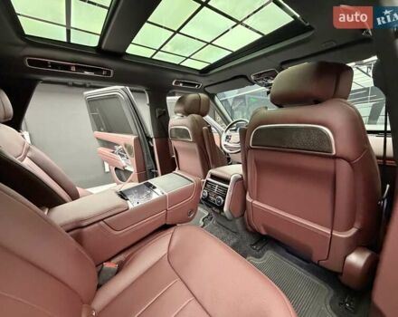 Чорний Ленд Ровер Рендж Ровер, об'ємом двигуна 4.4 л та пробігом 10 тис. км за 224900 $, фото 50 на Automoto.ua