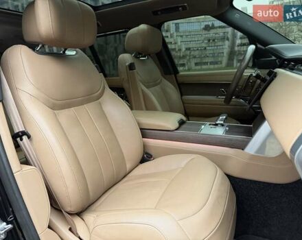 Черный Ленд Ровер Рендж Ровер, объемом двигателя 4.39 л и пробегом 19 тыс. км за 215000 $, фото 41 на Automoto.ua