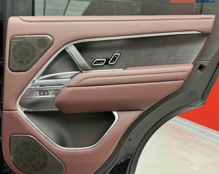 Чорний Ленд Ровер Рендж Ровер, об'ємом двигуна 4.4 л та пробігом 10 тис. км за 224900 $, фото 45 на Automoto.ua