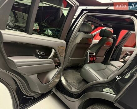 Чорний Ленд Ровер Рендж Ровер, об'ємом двигуна 4.4 л та пробігом 28 тис. км за 277700 $, фото 37 на Automoto.ua