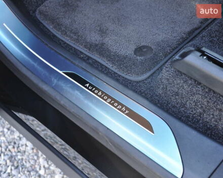 Черный Ленд Ровер Рендж Ровер, объемом двигателя 3 л и пробегом 1 тыс. км за 246169 $, фото 26 на Automoto.ua