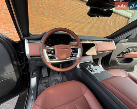 Черный Ленд Ровер Рендж Ровер, объемом двигателя 4.39 л и пробегом 27 тыс. км за 285000 $, фото 78 на Automoto.ua