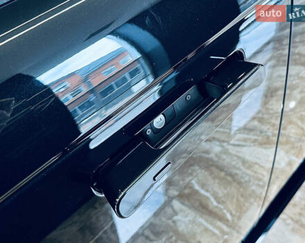 Чорний Ленд Ровер Рендж Ровер, об'ємом двигуна 3 л та пробігом 6 тис. км за 219000 $, фото 20 на Automoto.ua