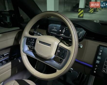 Ленд Ровер Рендж Ровер 2024 в Днепре (Днепропетровске) на Automoto.ua Черный Ленд Ровер Рендж Ровер, объемом двигателя 4.39 л и пробегом 19 тыс. км за 215000 $, фото 39 на Automoto.ua